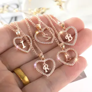 Women's Heart Shape 26 Alphabet Letter Design Alloy Pendant Necklace