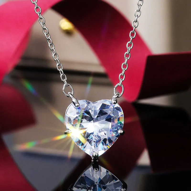 Women Fashion Heart Shaped Zircon Decorate Copper Necklace