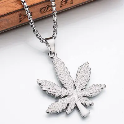 Hip Hop Style Maple Leaf Shape Design Necklace