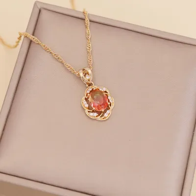 Women's Flower Shape Design Rhinestone Decorate Necklace