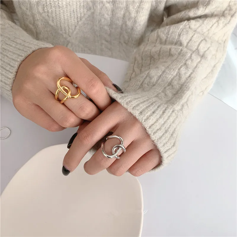 Minimalist Hollow Out Geometric Alloy Women's Ring