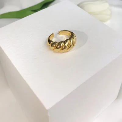 Creative Opening Adjustable Croissant Twill Wide Ring Women's Geometric Style