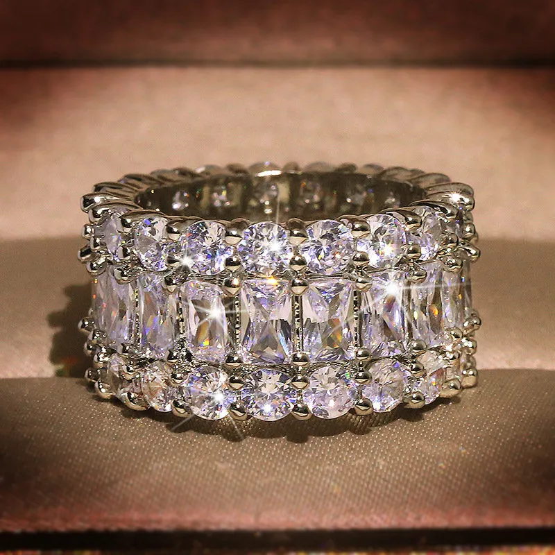 Simple Shiny Zircon Decorated Geometric Women's Ring