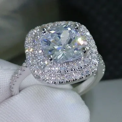 Shiny Square Zircon Decor Geometric Ring for Women