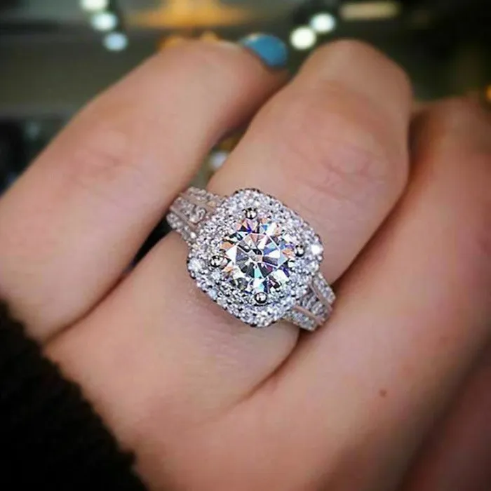 Women's Shiny Square Zircon Decor Geometric Alloy Ring