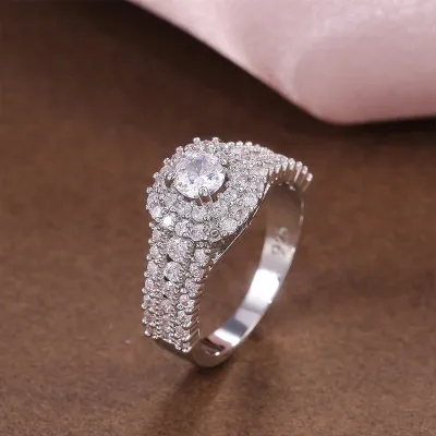 Women Shiny Zircon Decor Princess Ring Geometric Style