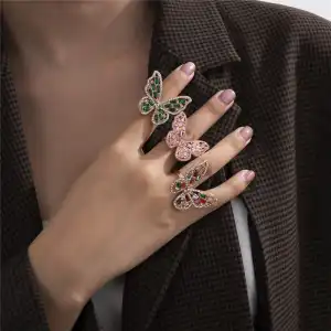 Women Minimalist Butterfly Shaped Rhinestone Decorative Ring