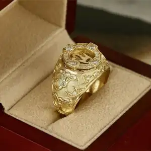 Men Retro Carving Design Crown Ring