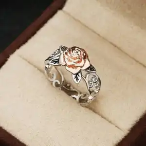 Women Retro Flower Shaped Hollow Out Design Alloy Ring