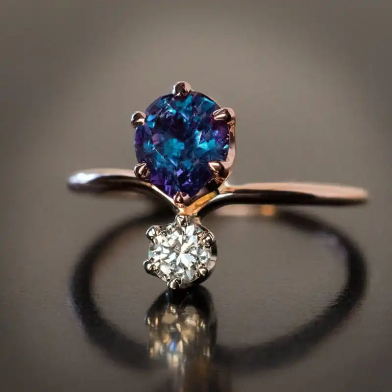 Women's Shiny Zircon Geometric Copper Decorative Ring