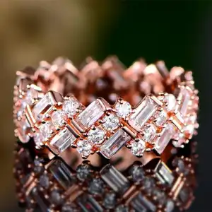 Women's Fashion Rhinestone Geometric Decorative Copper Ring