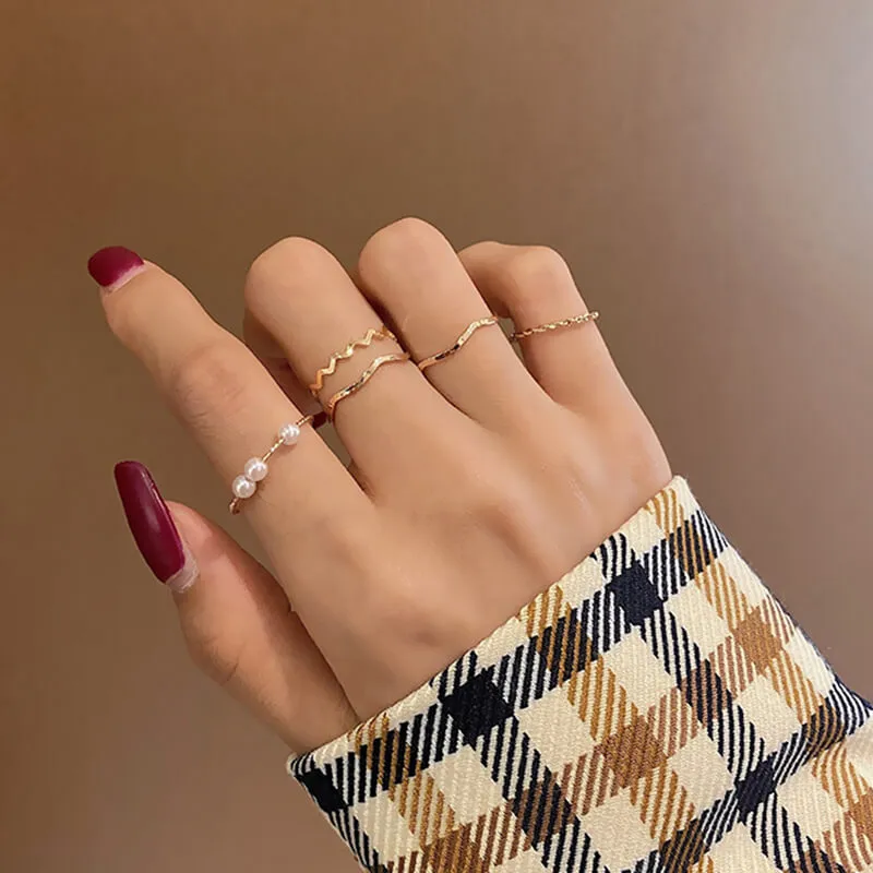Women Unique Design Gold-plated Copper Ring Set - Fashion Jewelry