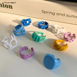 Women Vintage Geometric Design Resin Ring
