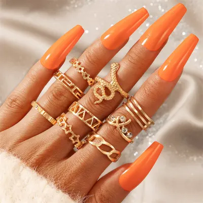 9pcs/set Women Retro Multi Element Design Ring Set Alloy Animal Zodiac Style