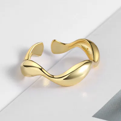 Women Minimalist Irregular Wavy Grain Copper Unisex Ring