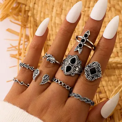 Women Retro Multi Element Design Ring Set