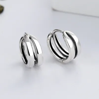 925 Silver Hollow Out Ear Hoop for Women Simple Wave Design