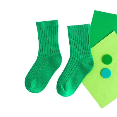 Kids Fashion Solid Color Breathable Soft Combed Cotton Mid-Calf Socks