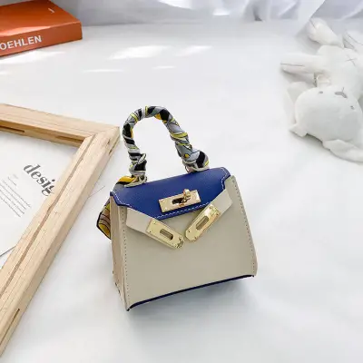 Girls Elegant Metal Buckle Design Portable Crossbody Bags For Toddler