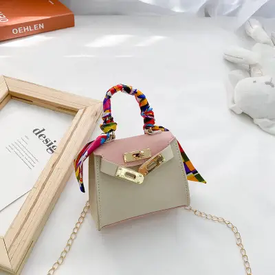 Girls Elegant Metal Buckle Design Portable Crossbody Bags For Toddler