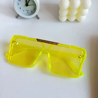 Kids Casual Big Frame Metal Letter Decoration One Piece Sunglasses