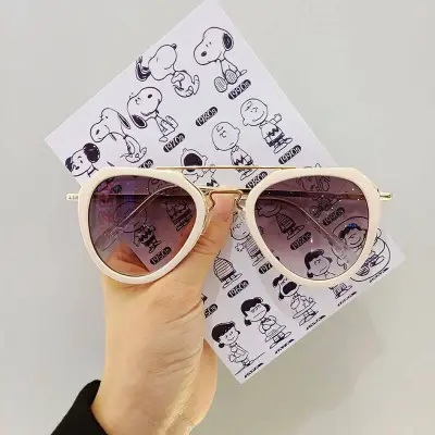 Kids Casual Large Frame Metal Bridge Resin Sunglasses