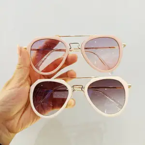 Kids Casual Large Frame Metal Bridge Resin Sunglasses