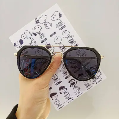 Kids Casual Large Frame Metal Bridge Resin Sunglasses