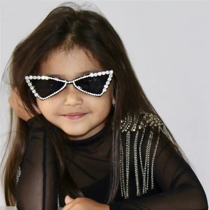 Girls Diamond Decor Triangle Frame Sunglasses Kids Shades