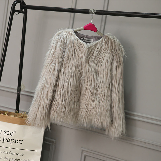 Wholesale Fashion Girl Solid Color Faux Fur Coat Wholesale Fashion Girl Solid Color Faux Fur Coat