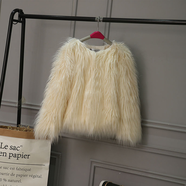 Wholesale Fashion Girl Solid Color Faux Fur Coat Wholesale Fashion Girl Solid Color Faux Fur Coat