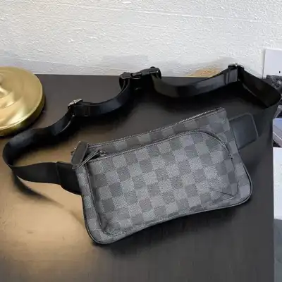 Men Fashion Trendy Plaid Pattern Zipper Wide Shoulder Strap Chest Bag PU Leather