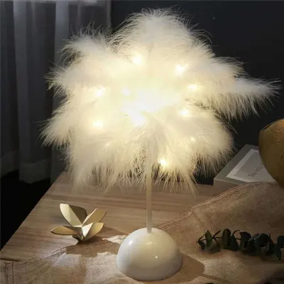 Creative Feather Decoration Bedroom Lamp with Plastic Base