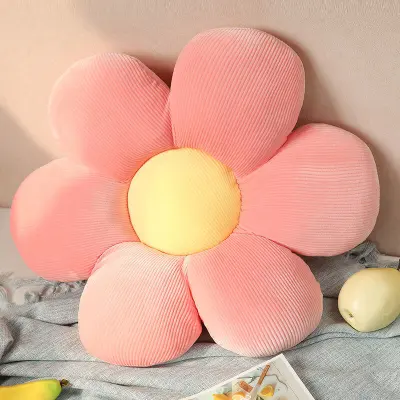 Cute Daisy Shape Bedroom Cushion Nylon Polyester Throw Pillow