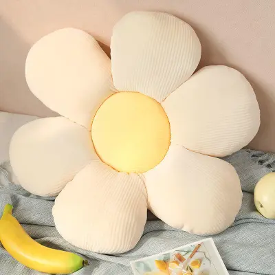 Cute Daisy Shape Bedroom Cushion Nylon Polyester Throw Pillow