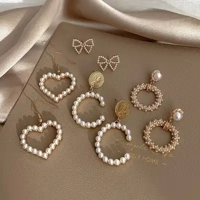 Women Retro Pearl Decorative Geometry Earrings Set