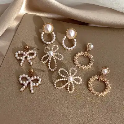 Women Retro Pearl Decorative Geometry Earrings Set