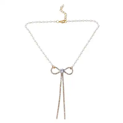 Fashion Bow Tie Pearl Crystal Decoration Pendant Necklace for Women