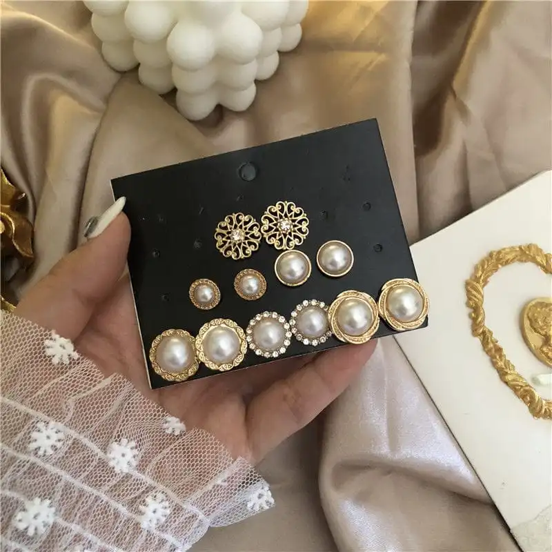 5pairs/set Temperament Pearl Decoration Stud Earrings Set in Titanium Steel and Plastic
