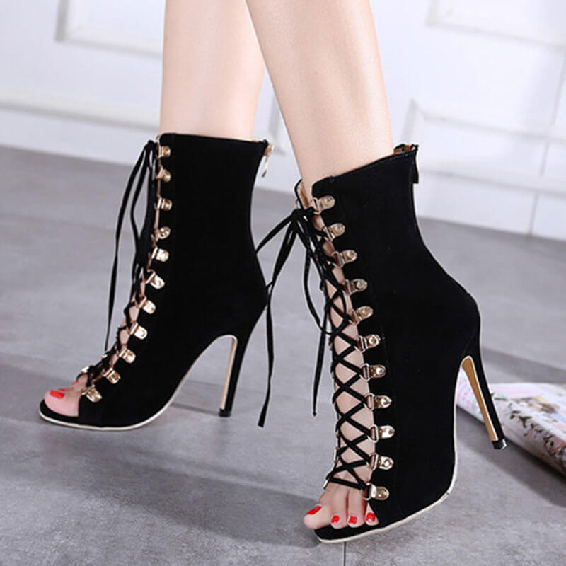 Wholesale Size:4.5-8.5 Women Fashion Cut Out Lace-Up Mid