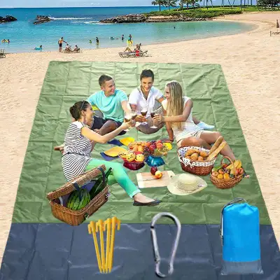 210*200cm Outdoor Beach Waterproof Polyester Picnic Mat for 1-8 People