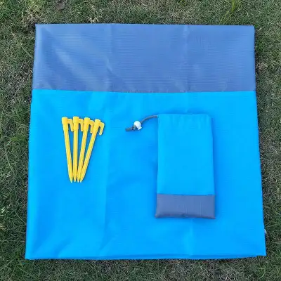 210*200cm Outdoor Beach Waterproof Polyester Picnic Mat for 1-8 People