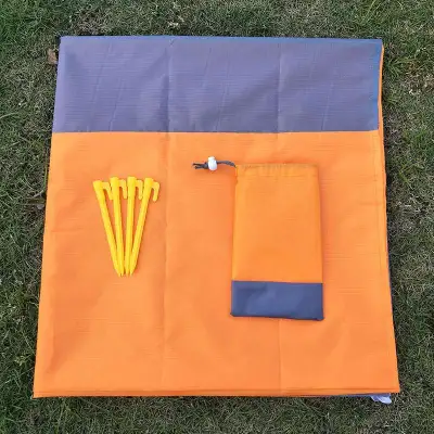 210*200cm Outdoor Beach Waterproof Polyester Picnic Mat for 1-8 People