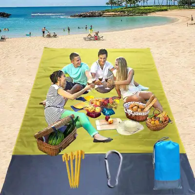 210*200cm Outdoor Beach Waterproof Polyester Picnic Mat for 1-8 People