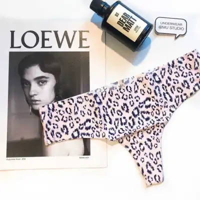 M-L Women Sexy Seamless Hipsters Thongs Cotton Panties