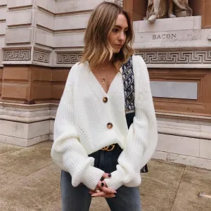 S-XL Women Casual V-Neck Buttoned Lantern Sleeve Sweater