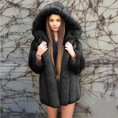 M-4XL Women Hooded Plush Teddy Coat with Imitated Fox Fur Patchwork