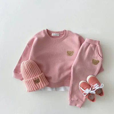 Kids Simple Sporty Bear Print Cotton Long Sleeve Pullover Sweatshirt and Sweatpants Set