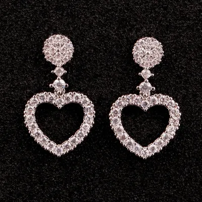 Temperament Heart Shape Rhinestone Decorative Alloy Stud Earrings