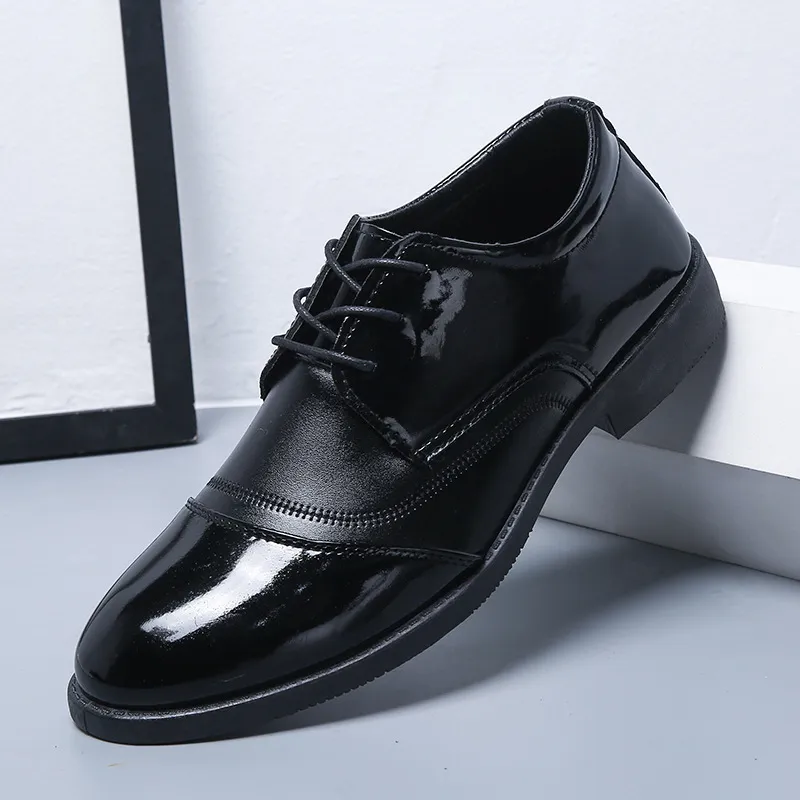 Men Business Classic Round Toe Lace-up Solid Color Crocodile Grain PU Oxfords